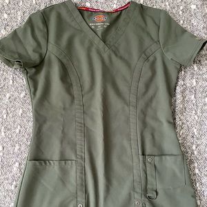 Dickies Scrub Top